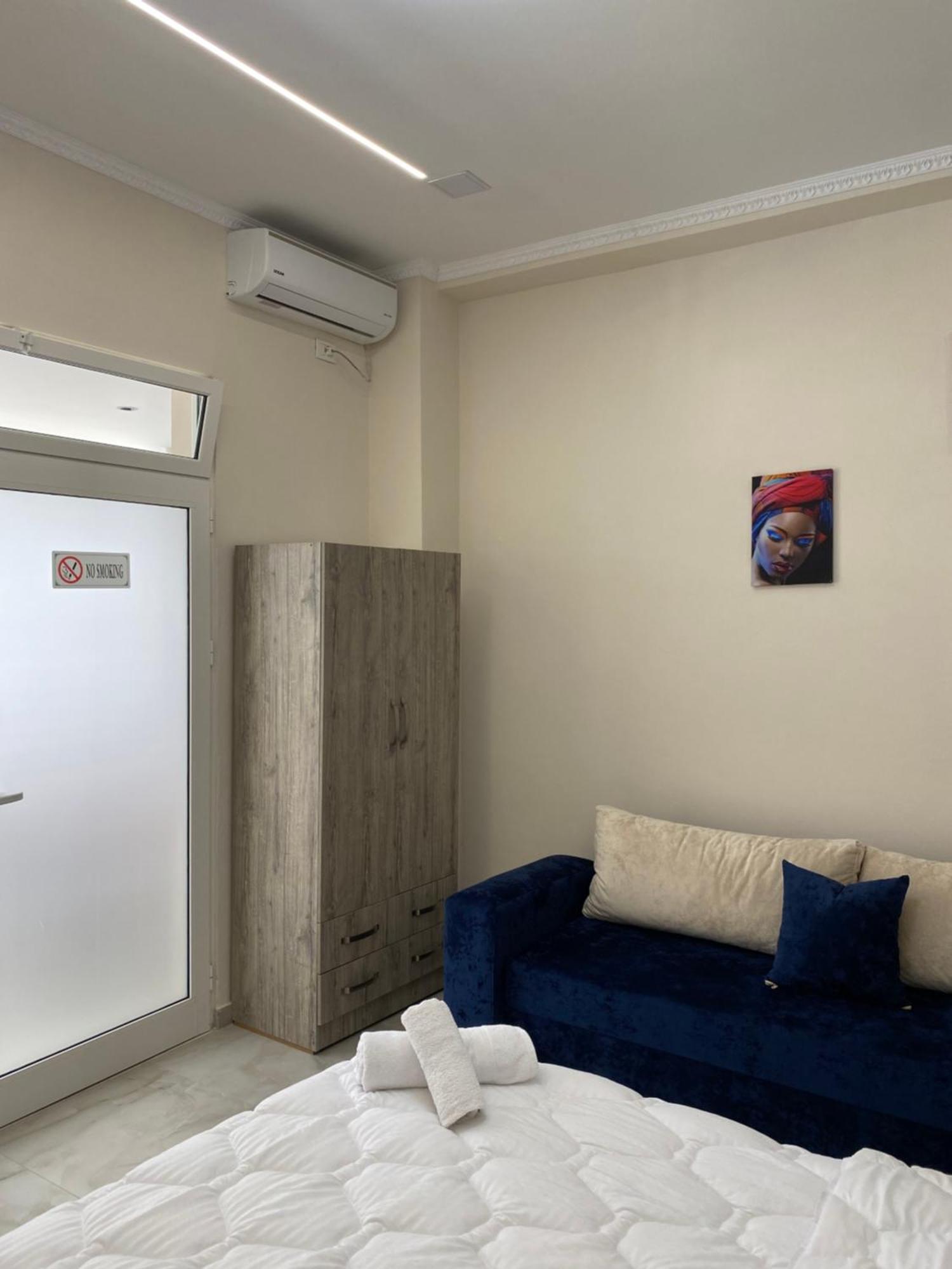 Troy Aparthotel ดูร์เรส ภายนอก รูปภาพ